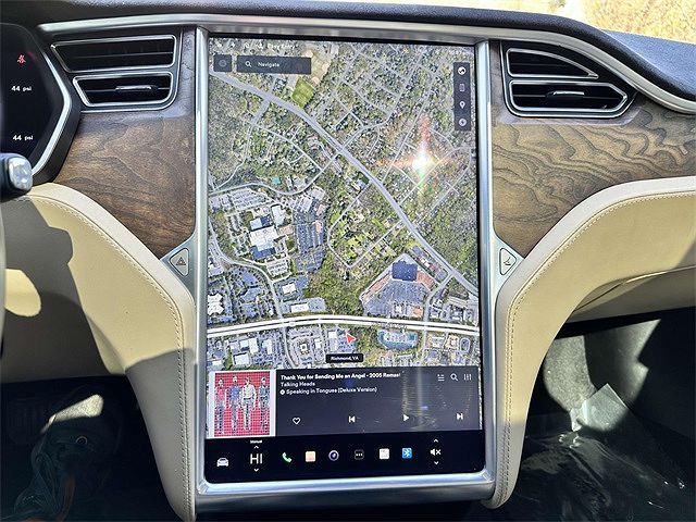 2016 Tesla Model S 60D image 2