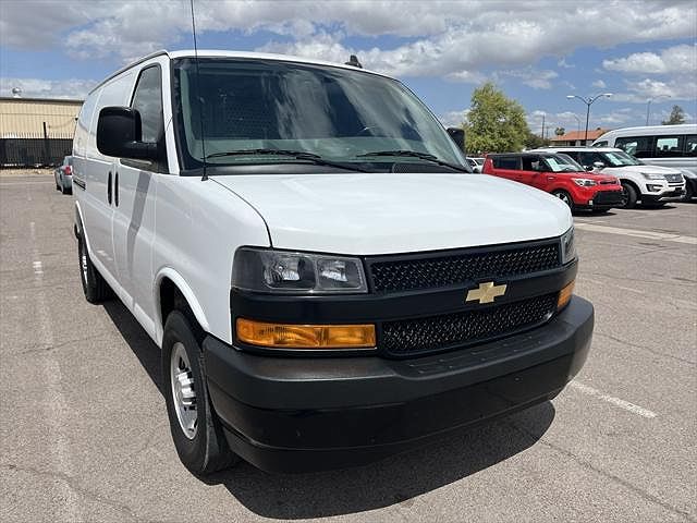 2020 Chevrolet Express 2500 image 0