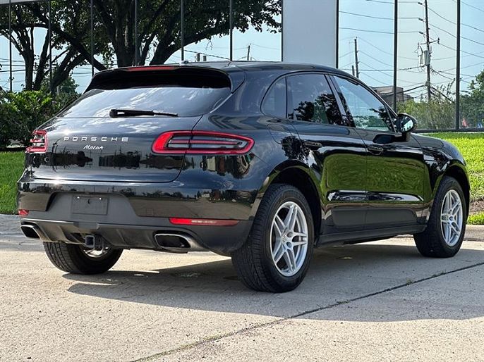 2017 Porsche Macan