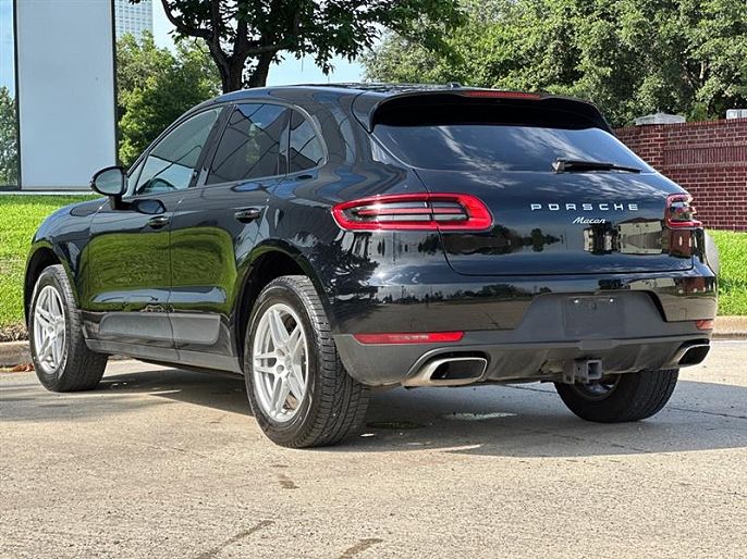 2017 Porsche Macan