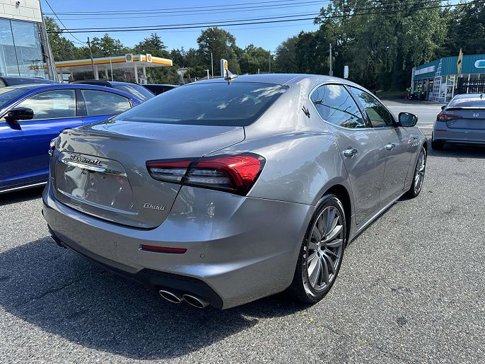 2022 Maserati Ghibli