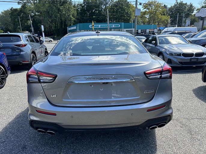 2022 Maserati Ghibli
