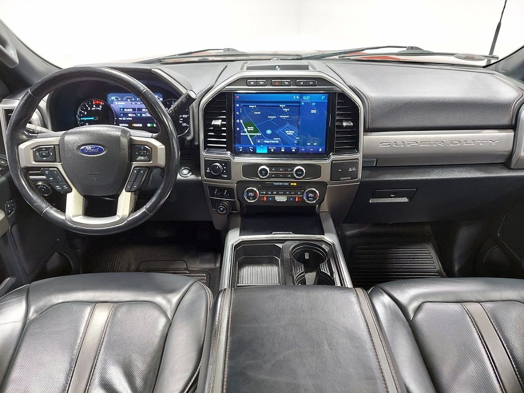 2022 Ford F-350 Platinum image 2