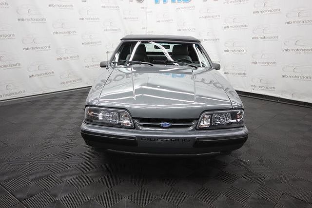 1988 Ford Mustang LX image 8