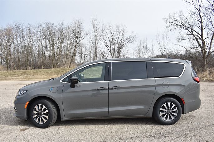 2025 Chrysler Pacifica