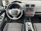 2016 Nissan Leaf S image 15