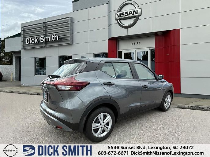 2025 Nissan Kicks