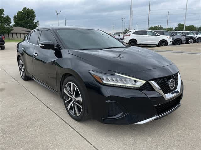 2019 Nissan Maxima SV image 5