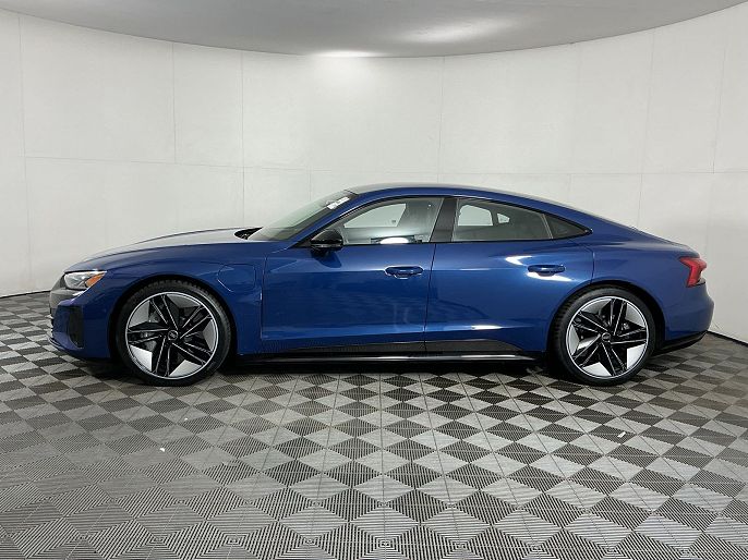 2024 Audi e-tron GT