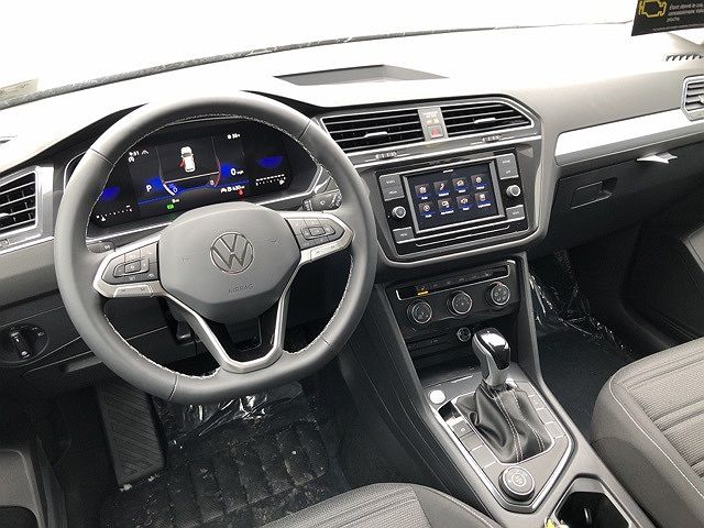 2024 Volkswagen Tiguan S image 4
