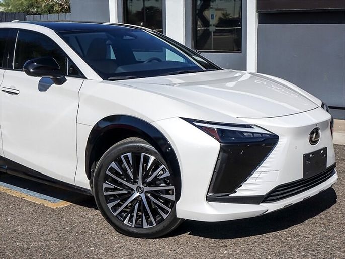 2023 Lexus RZ
