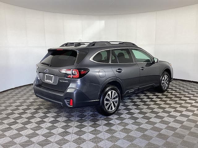 2020 Subaru Outback Premium image 1
