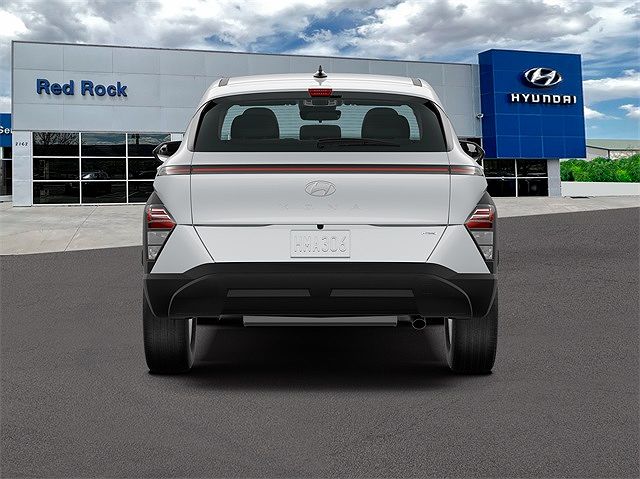 2024 Hyundai Kona SE image 5