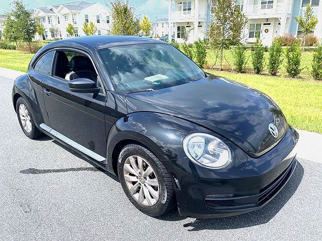 2015 Volkswagen Beetle Entry image 0