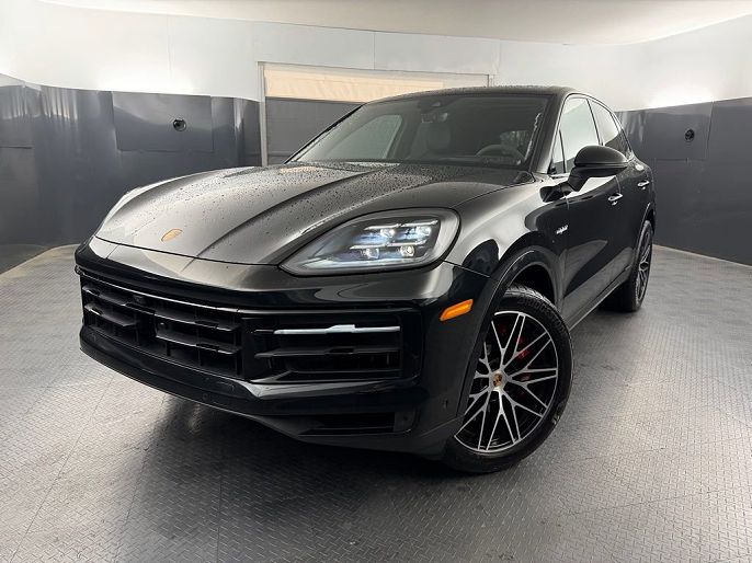 2025 Porsche Cayenne