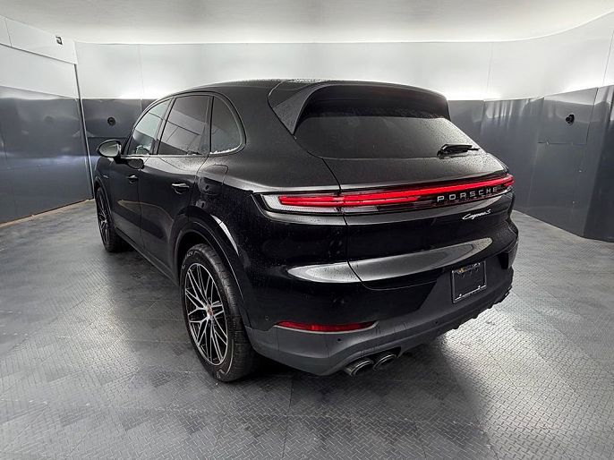 2025 Porsche Cayenne
