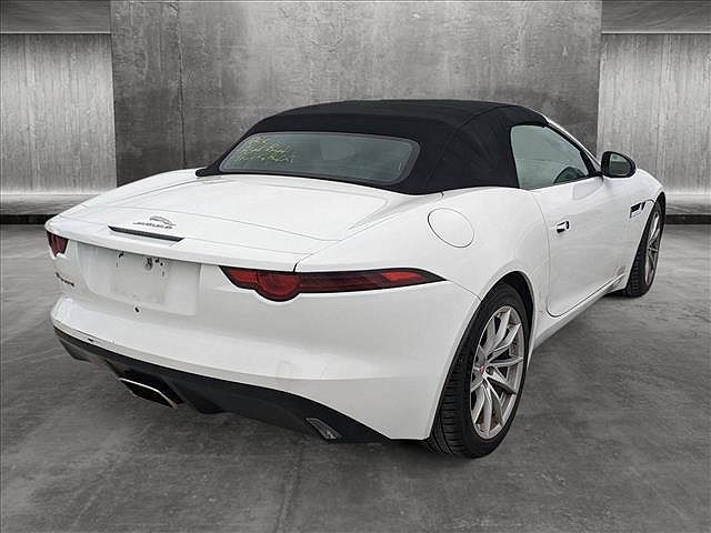 2019 Jaguar F-Type null image 4