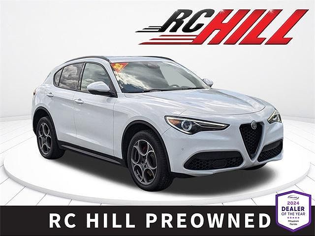 2022 Alfa Romeo Stelvio