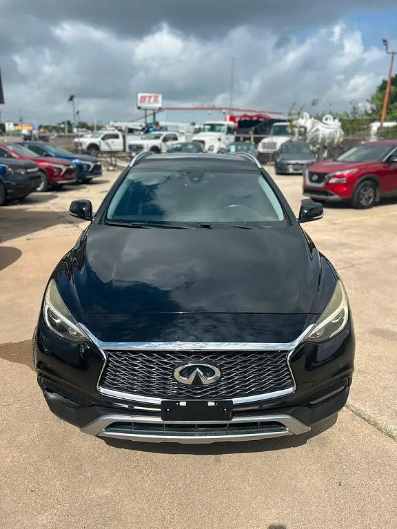 2017 Infiniti QX30