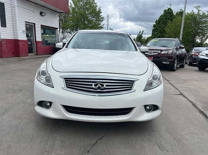 2015 Infiniti Q40