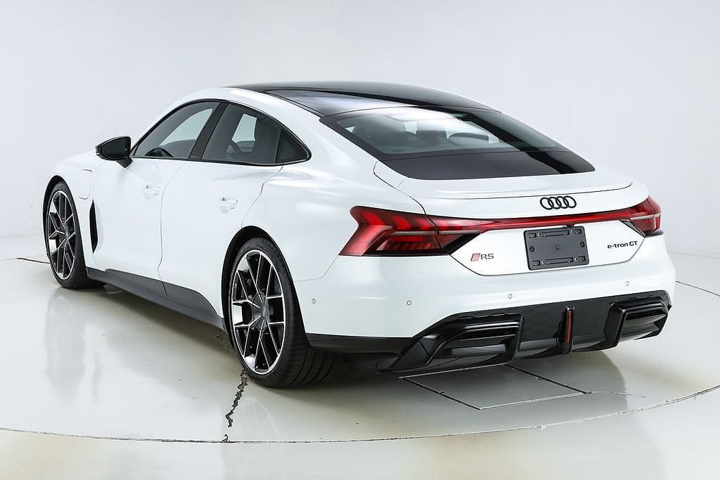 2026 Audi e-tron GT