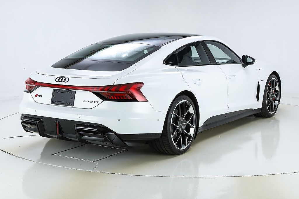 2026 Audi e-tron GT