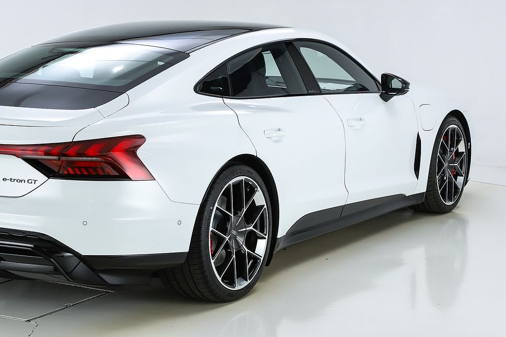 2026 Audi e-tron GT