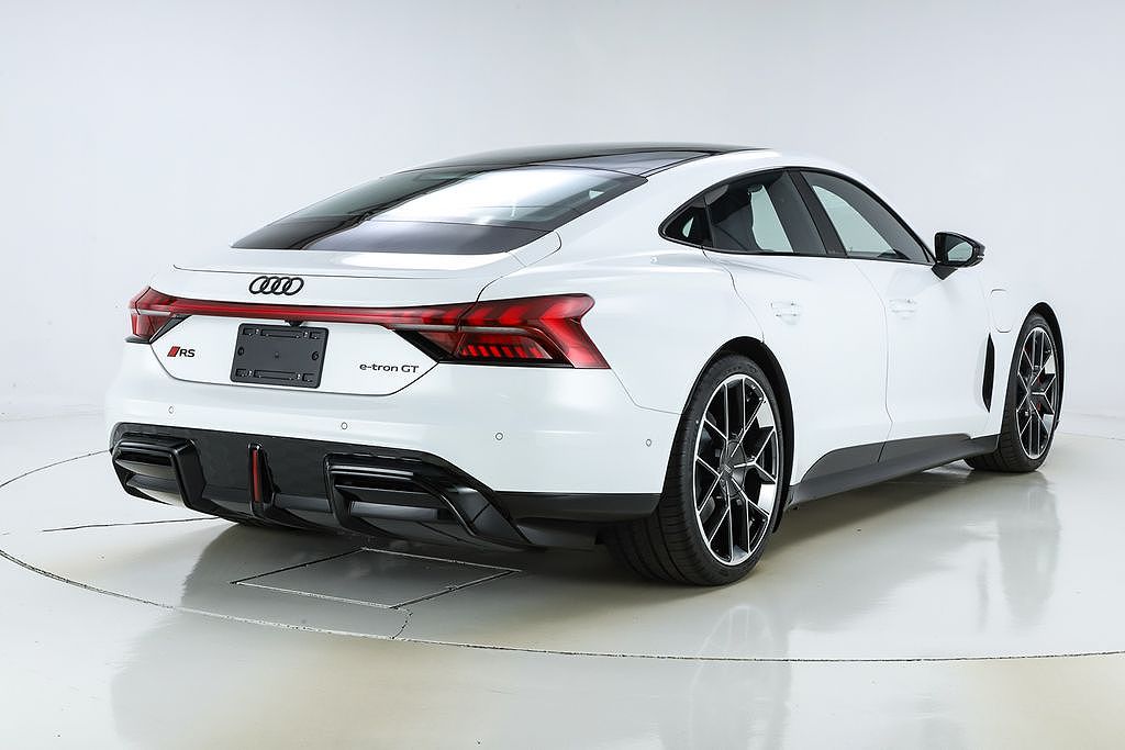 2026 Audi e-tron GT