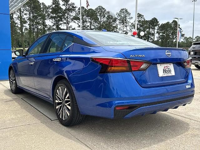 2025 Nissan Altima