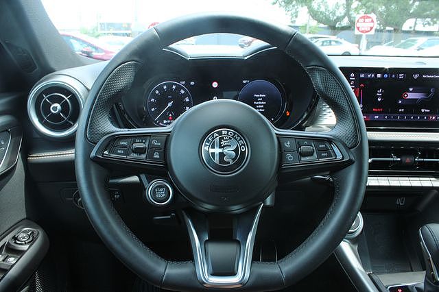 2025 Alfa Romeo Tonale