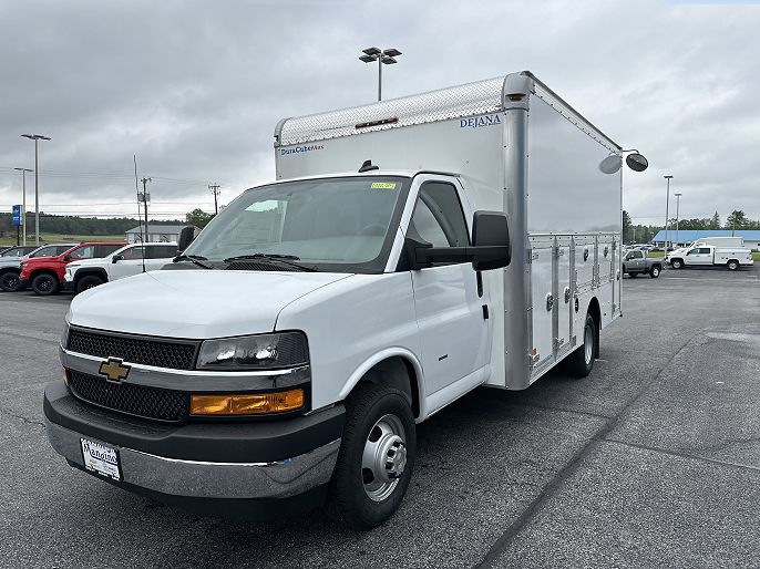 2025 Chevrolet Express