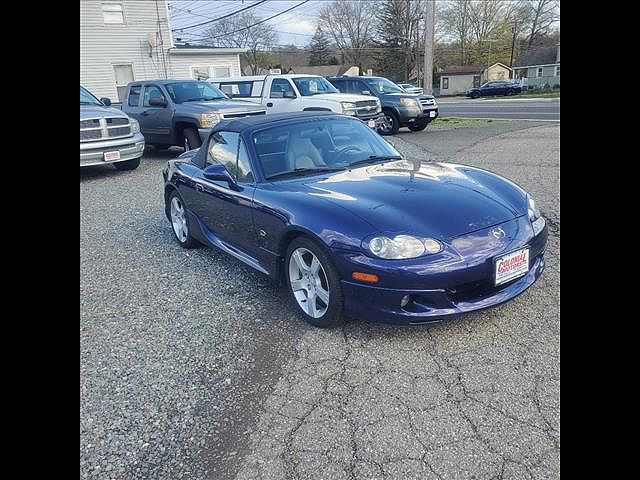 2003 Mazda Miata Base image 2