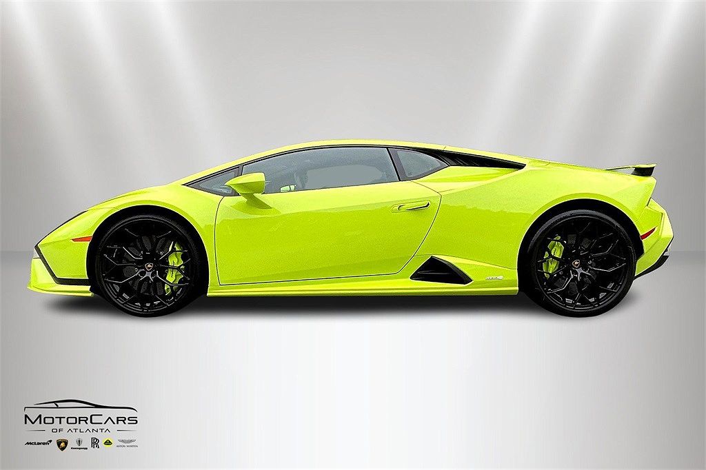 2023 Lamborghini Huracan Tecnica image 4