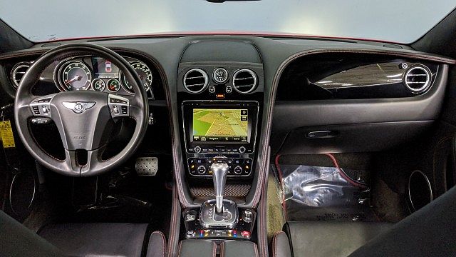 2015 Bentley Continental GT image 23