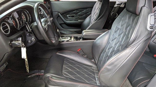 2015 Bentley Continental GT image 29