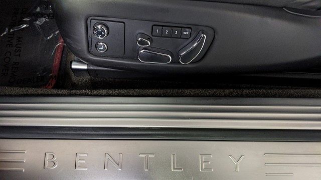 2015 Bentley Continental GT image 30