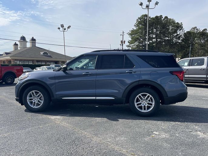 2025 Ford Explorer