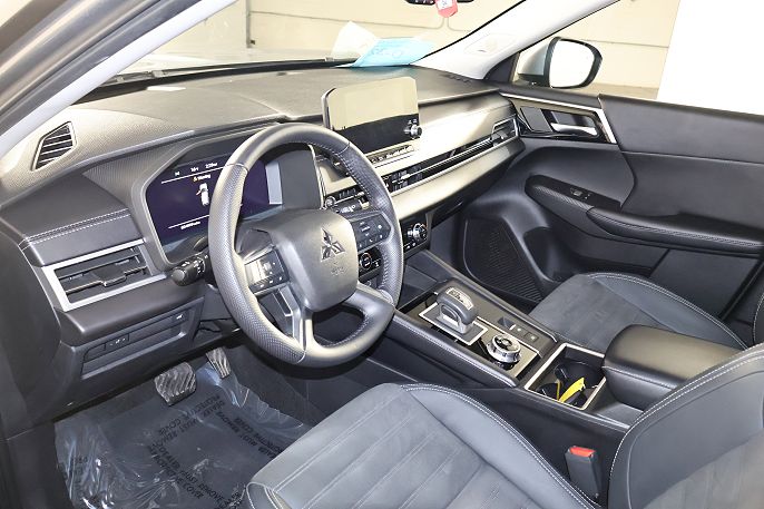 2022 Mitsubishi Outlander