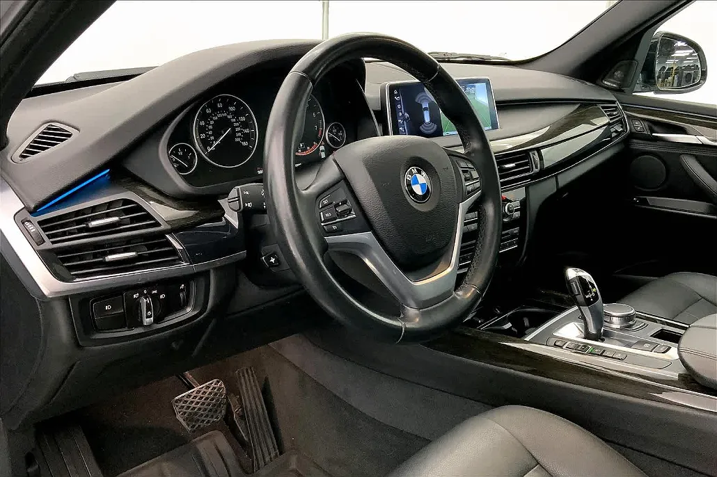 2017 BMW X5 xDrive35i image 1