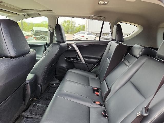 2018 Toyota RAV4 Limited Edition image 9