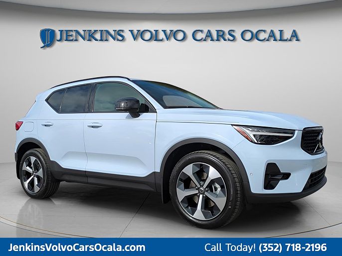 2026 Volvo XC40