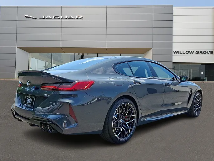 2024 BMW M8