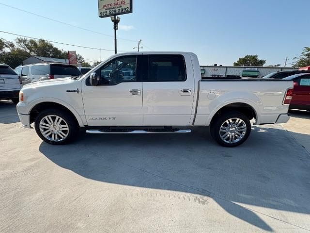 2008 Lincoln Mark LT