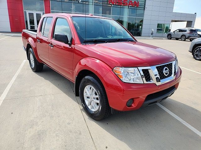 2017 Nissan Frontier SV image 1