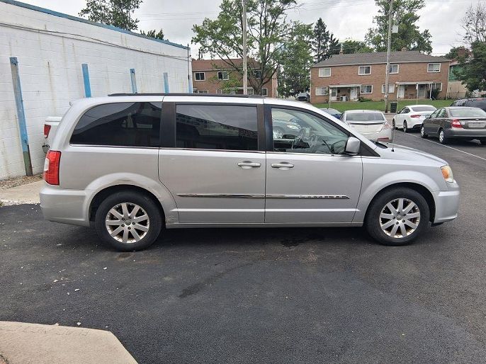 2012 Chrysler Town & Country
