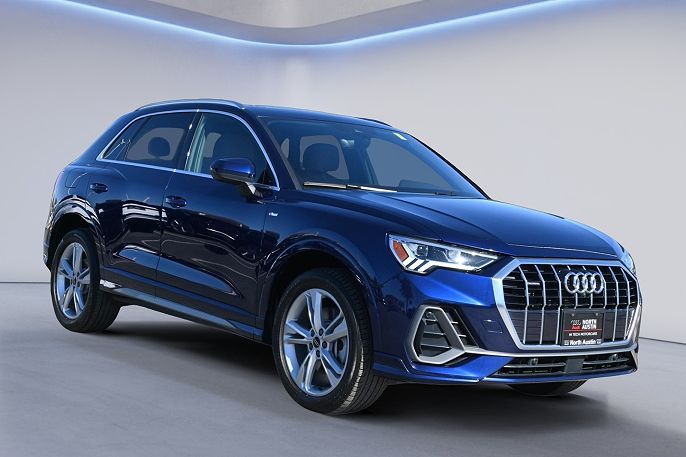 2022 Audi Q3