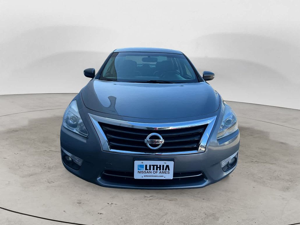 2014 Nissan Altima SL image 1
