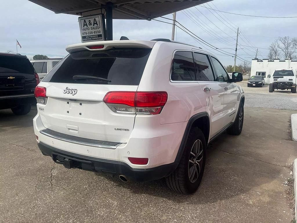 2017 Jeep Grand Cherokee Limited Edition image 6