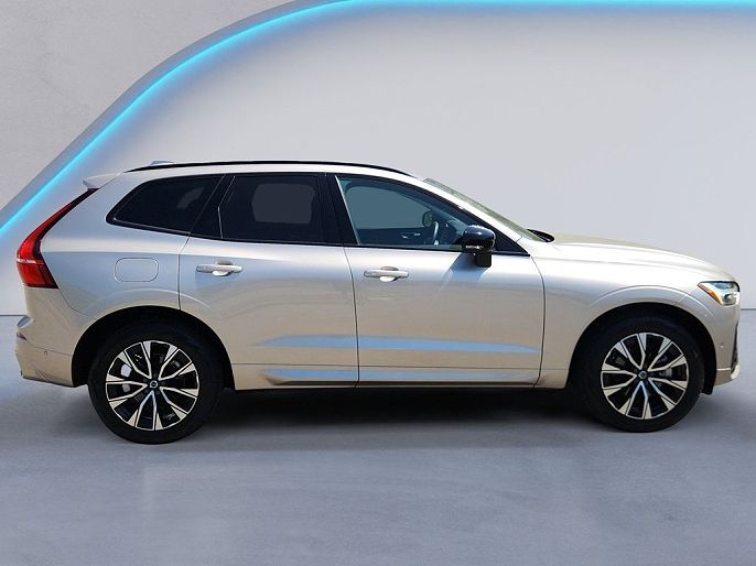 2025 Volvo XC60
