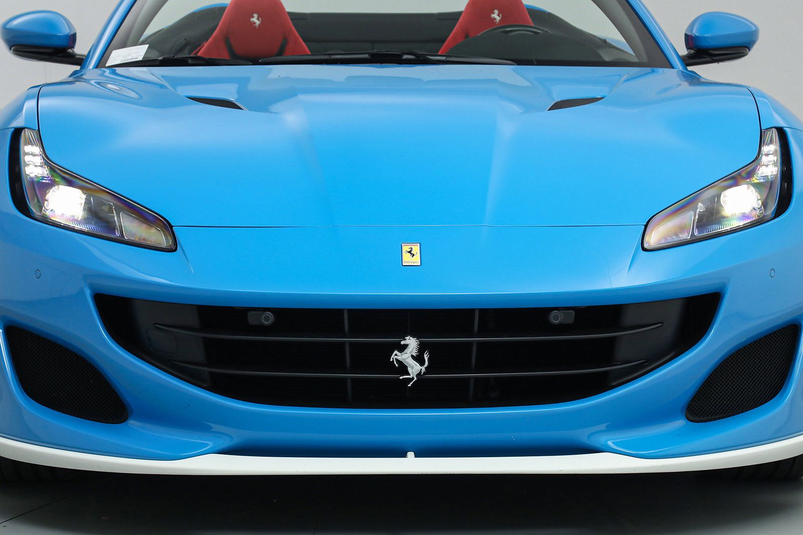 2020 Ferrari Portofino null image 13